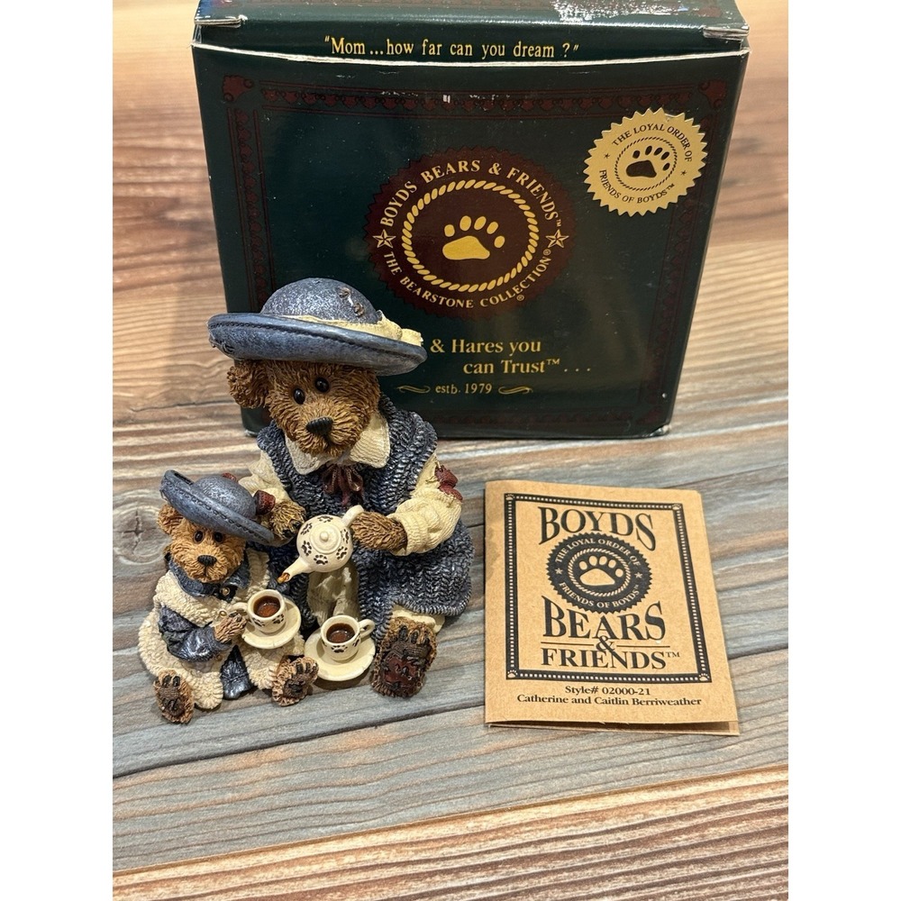 Boyds Bears & Friends Special Edition, 2000, Fine Cup Of Tea Figurine w/box